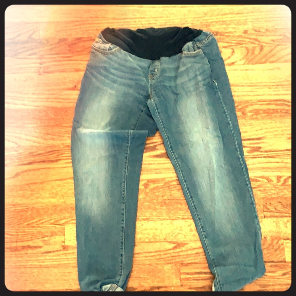 LED maternity ankle jeans